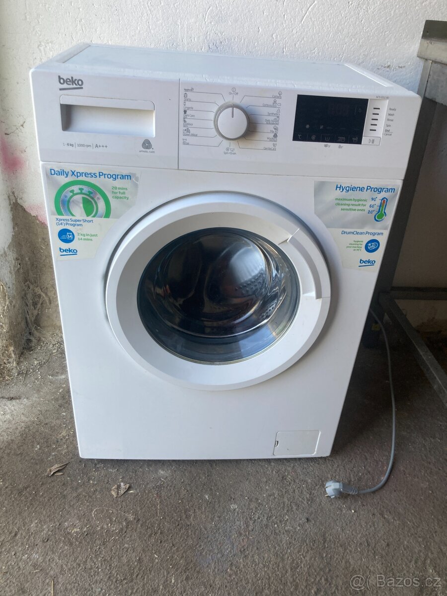 Automatická pračka Beko WTE 6512 B0