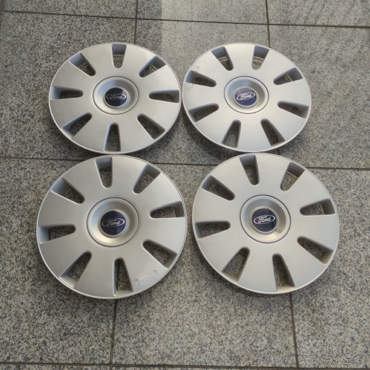 Poklice Ford 16"