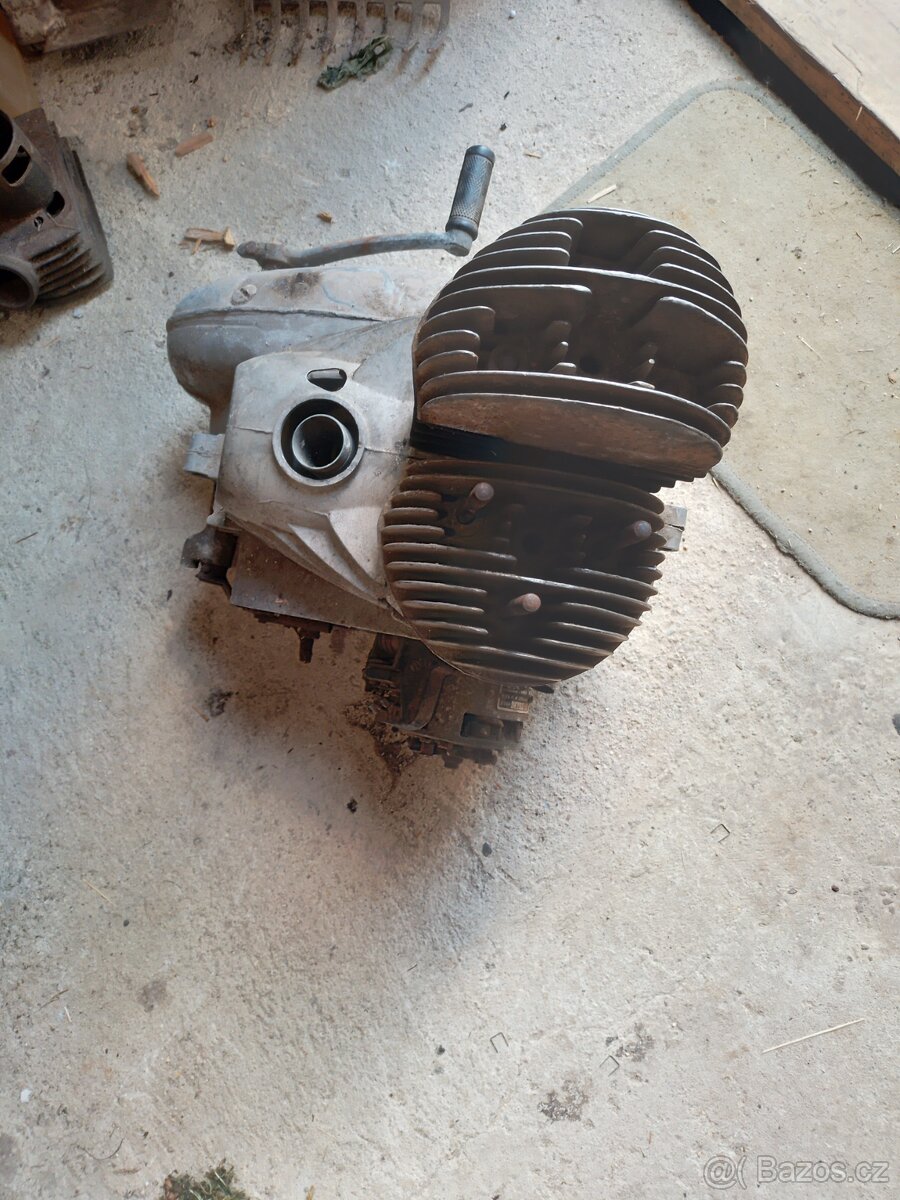 Motor jawa 350 354