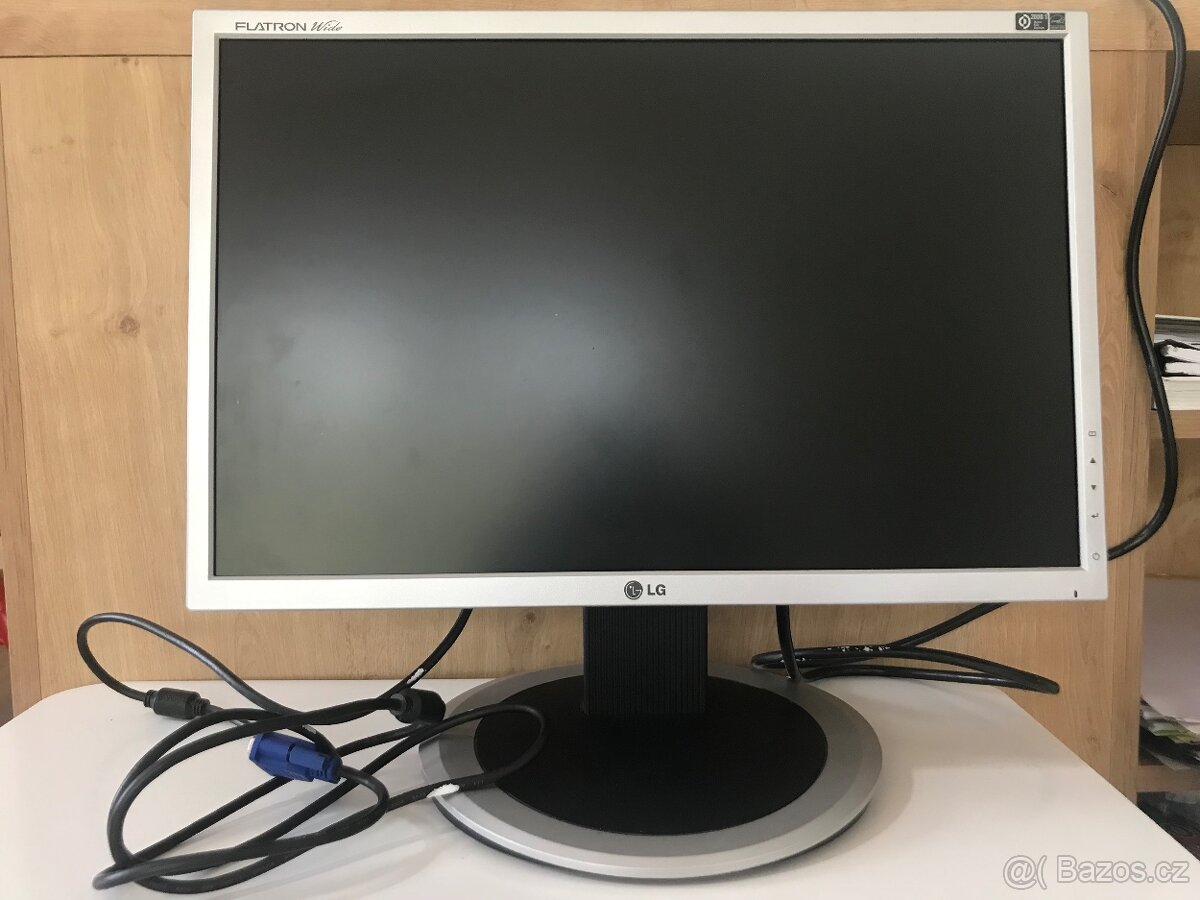 LCD Monitor LG L194WT