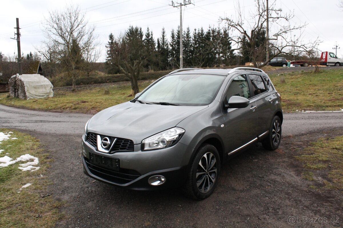 Nissan Qashqai 2,0 16V 1.Majitel.Serviska, 4x4,Panorama