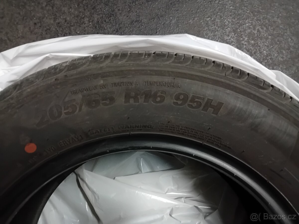 Letní pneu Kumho 205/65 H16 95H