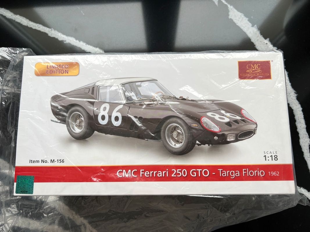 CMC 1/18 FERRARI 250