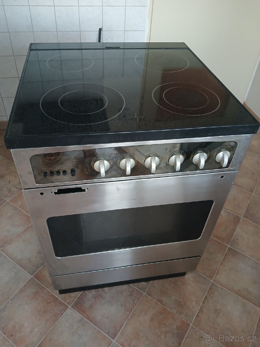 Sklokeramický sporák Gorenje 60 cm