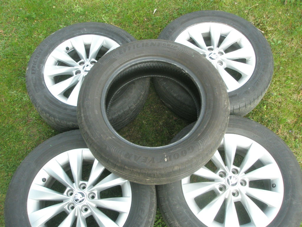 Škoda Orig. Alu kola Kamiq Scala 16" CASTOR goodyear