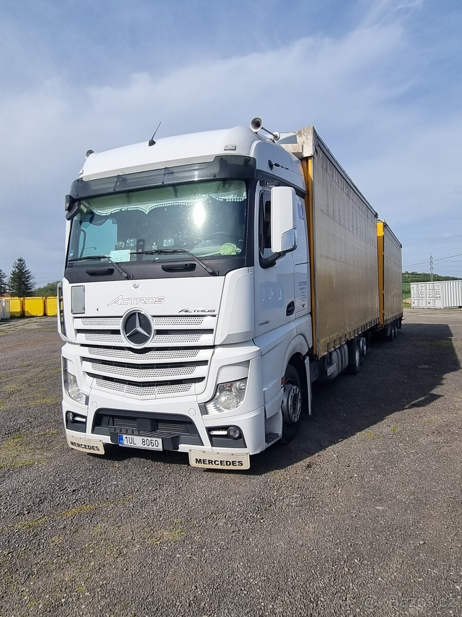 Prodám soupravu Mercedes Actros 920 685 km