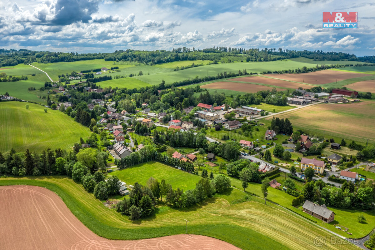 Prodej pozemku k bydlení, 1324 m², Stružinec