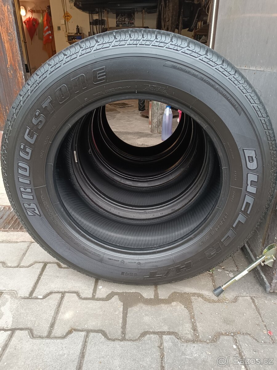 Pneu Bridgestone 255/60 r18