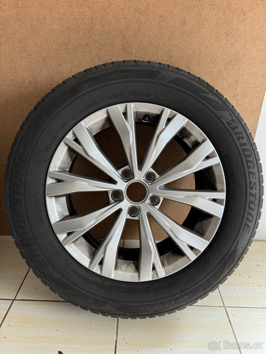 Litá kola + zimní gumy 215/65r17