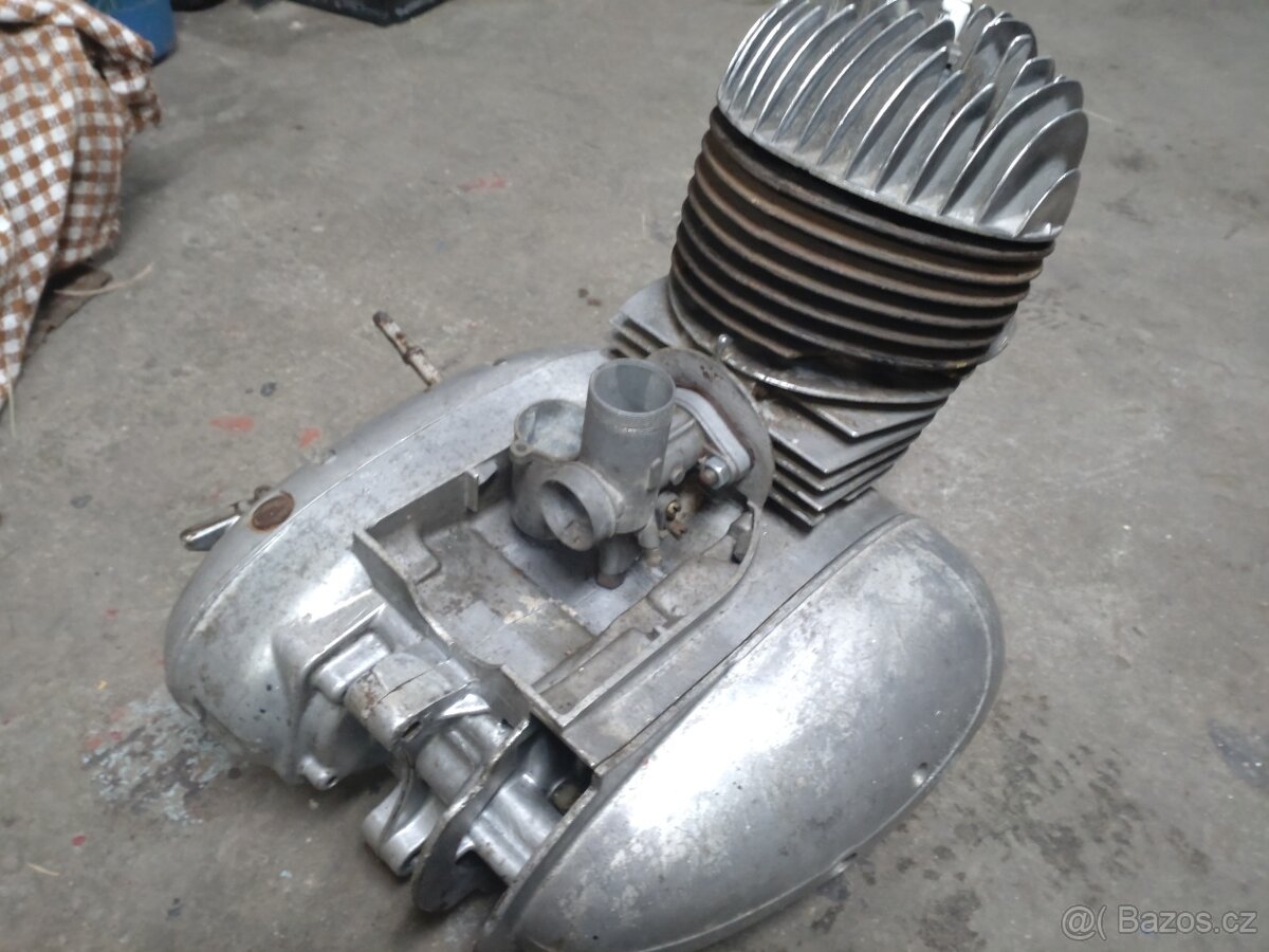 Motor Jawa 175