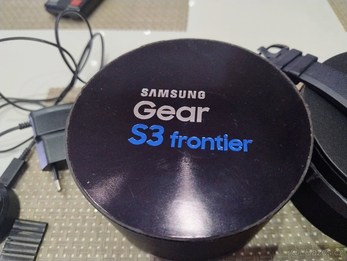 Prodám chytré hodinky Samsung gear S3 frontier