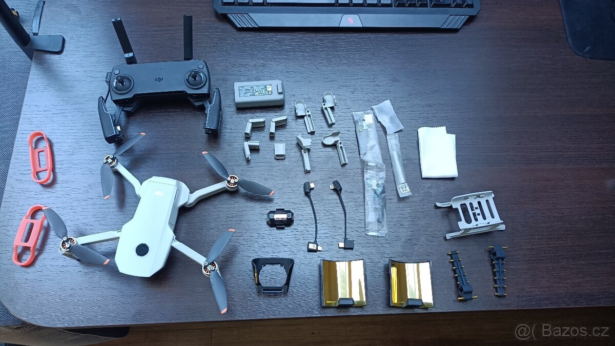 DJI mini SE + 2. baterie + plno doplňků,  v perfektním stavu