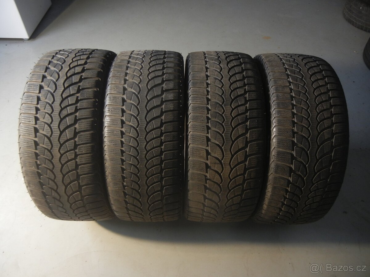 Zimní pneu Bridgestone 255/45R18