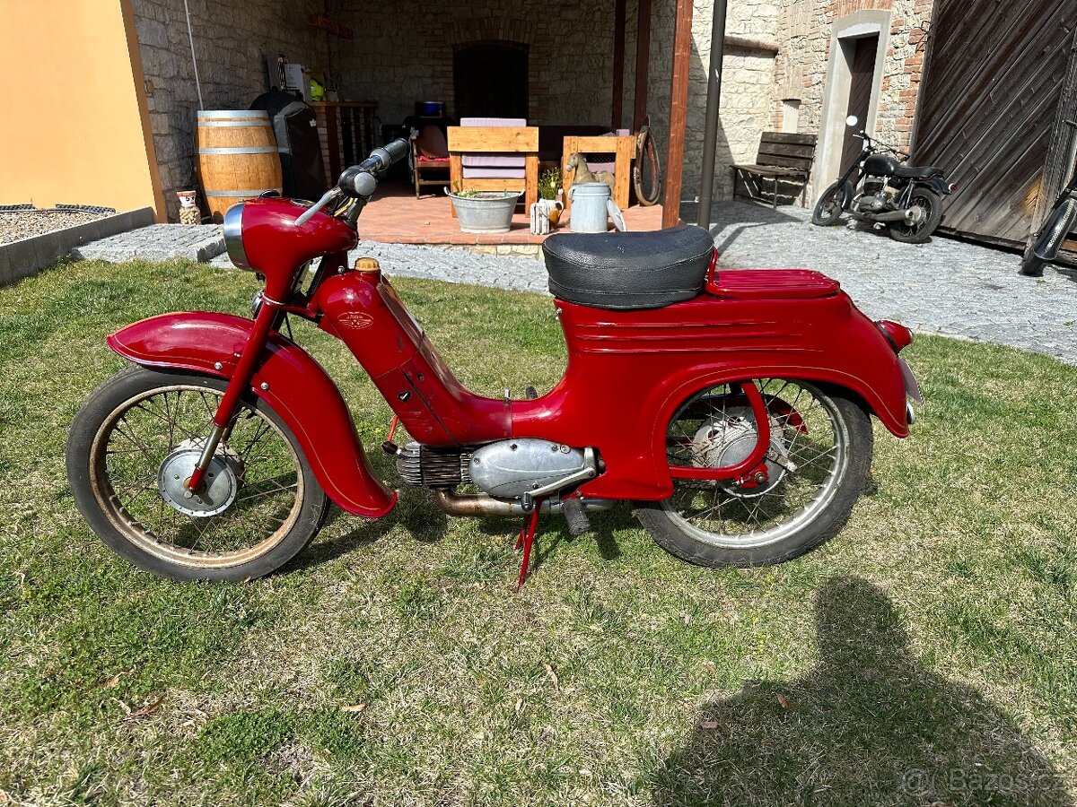 Jawa 50 555 - platný TP a SPZ - originální stav - Patina