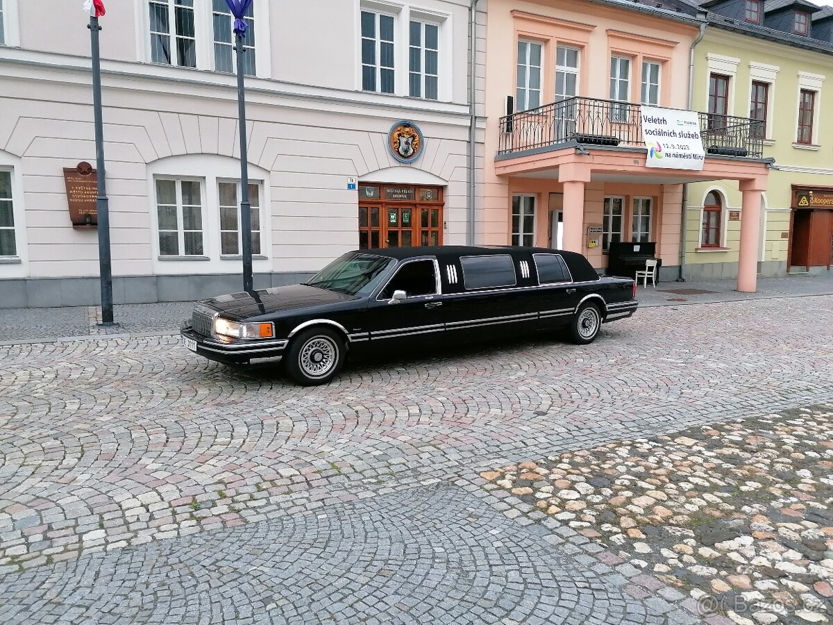 Lincoln Town car