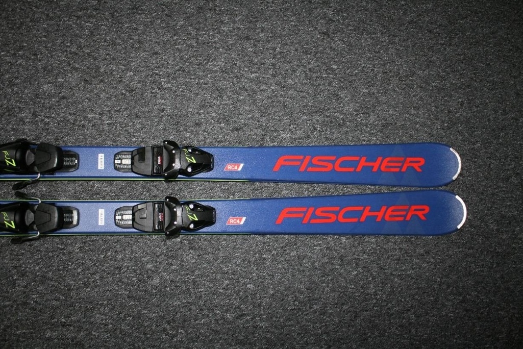 Fischer RC 4 160 cm , tecnica lyžiarky