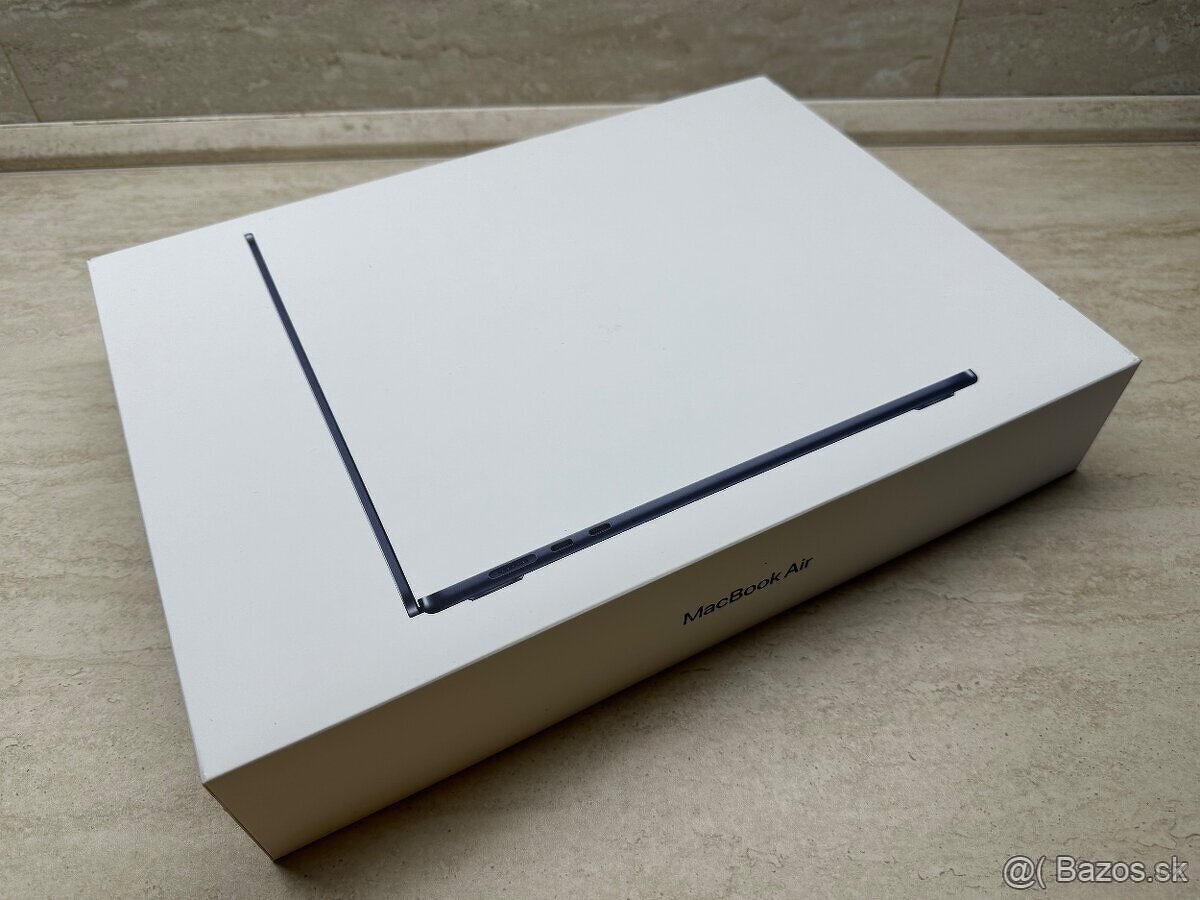 Apple MacBook Air 15 M3 8 GB / 256 GB (Nový, zabalený)