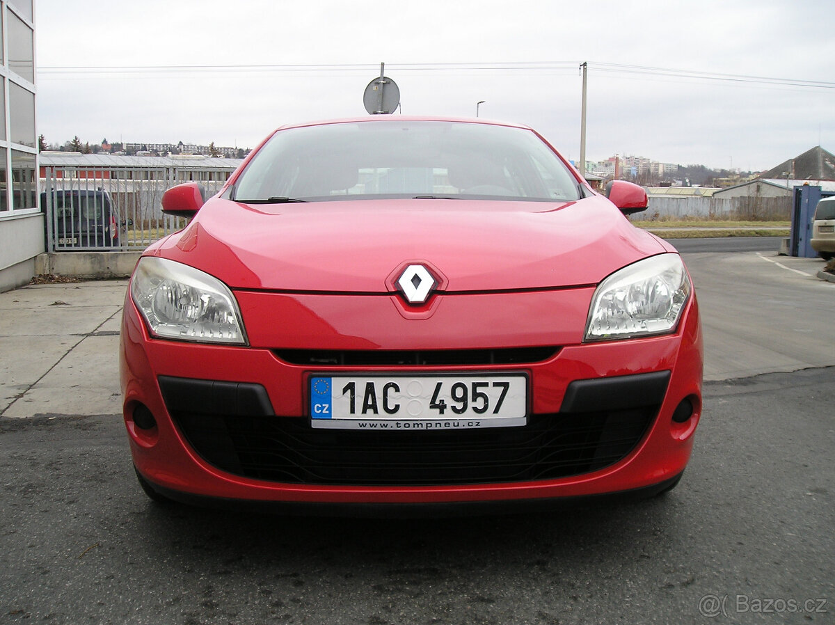 RENAULT MÉGANE III 1.6-16V 74KW RV-2009-klima