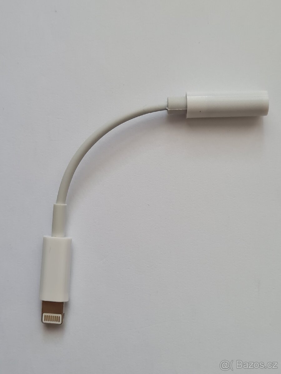 Apple adaptér na sluchátka