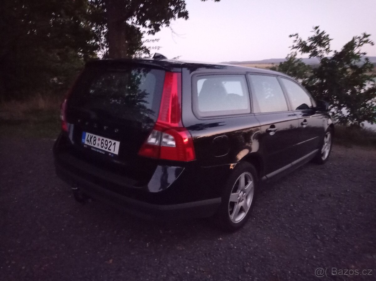 V70