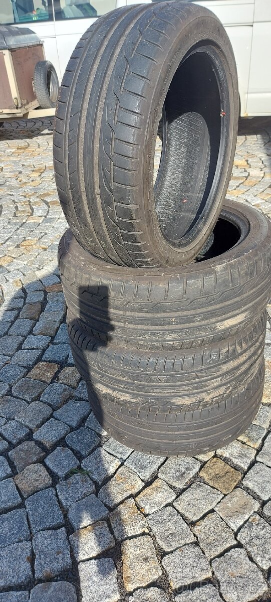 Dunlop 225/45 R17 Letní pneu