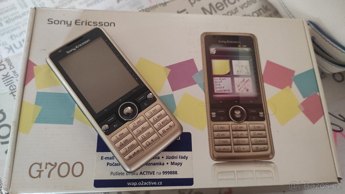 Sony Ericsson G700