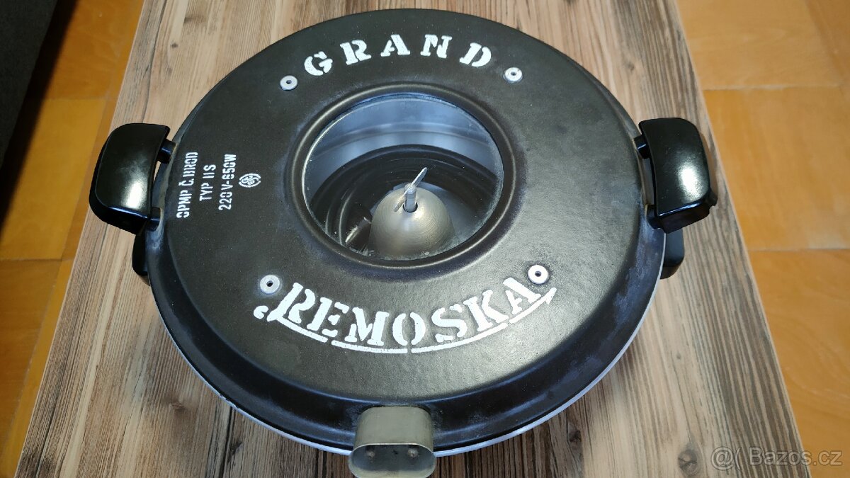 Remoska GRAND