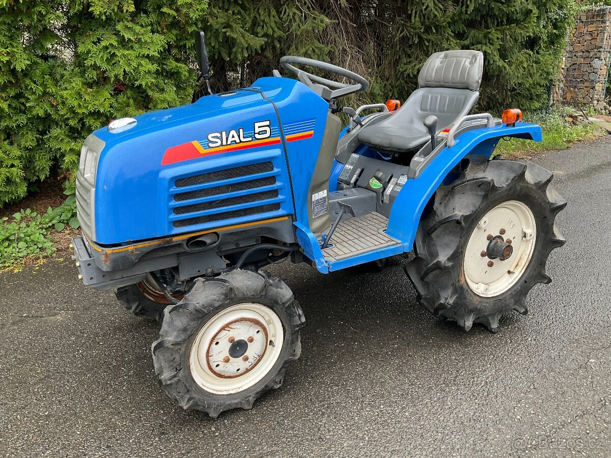 Japonský malotraktor Kubota Sial TF5F , 15Hp,4x4