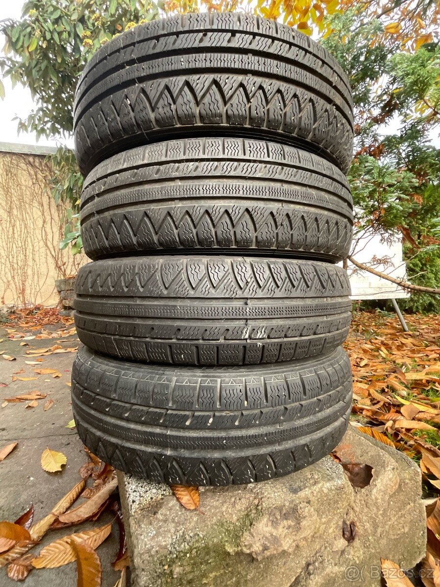 Lehce jeté zimní pneumatiky 175/65 R14 Vraník