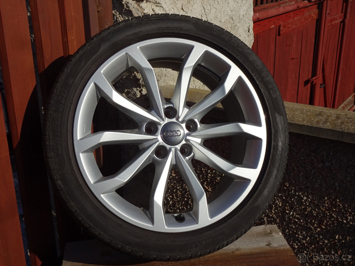 Audi A4/A6 - zánovní zimní alu kola 18" 5x112 ET40