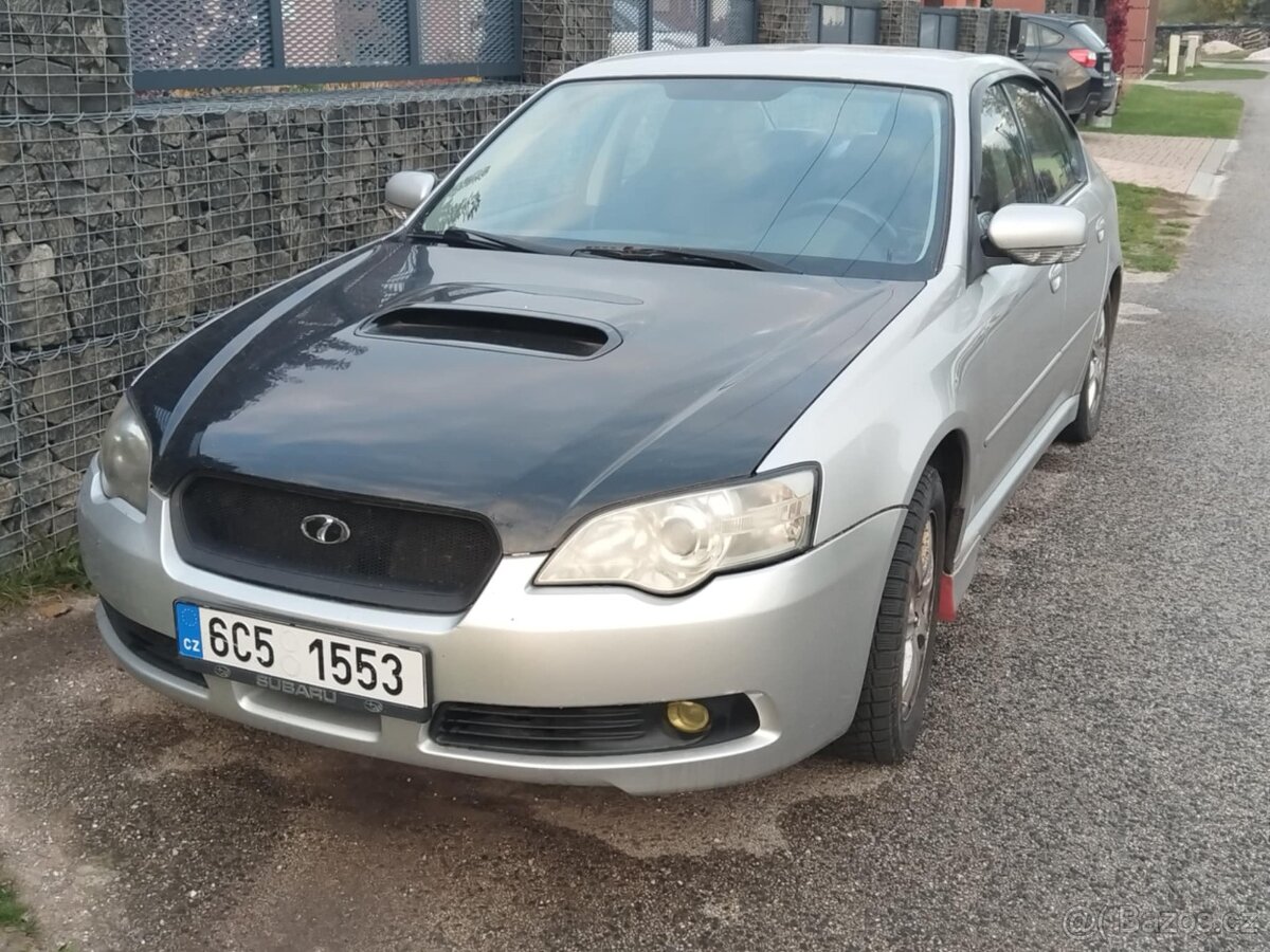 Subaru Legacy - sedan