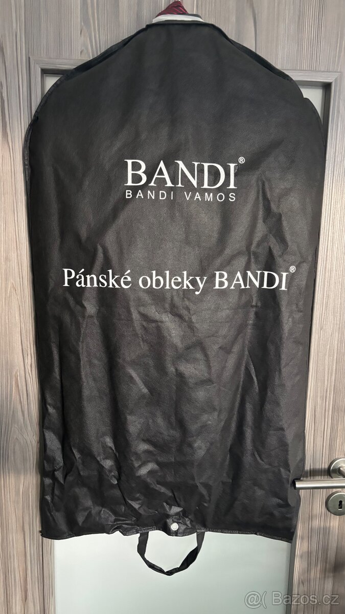 Pansky oblek Bandi - jako novy NOVÁ CENA