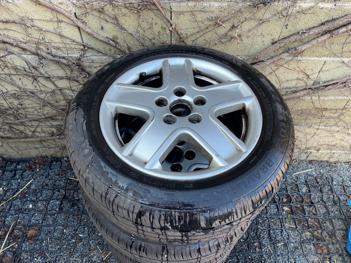 Sada letních ALU kol  205/55R16