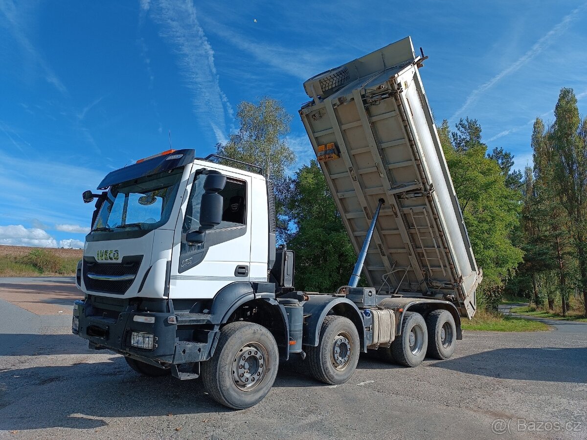 Iveco AD340X-WAY 8x4 2020 3str. sklápěč S3 + boardmatik