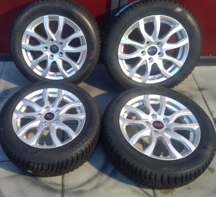 16"-NEJETÁ ZIMNÍ OBUTÁ ALU KOLA 5x114.3 KIA+ ČIDLA