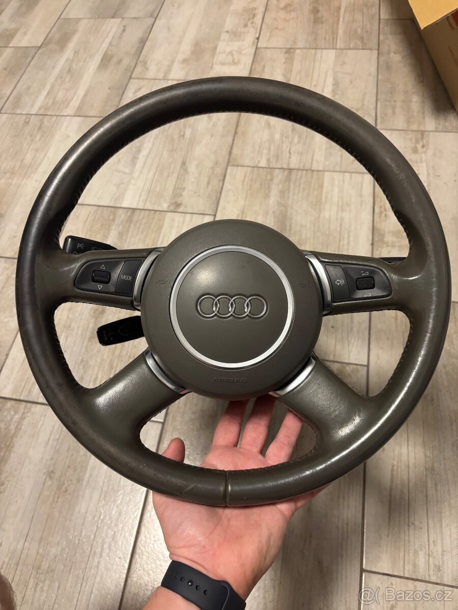 Volant Audi A8