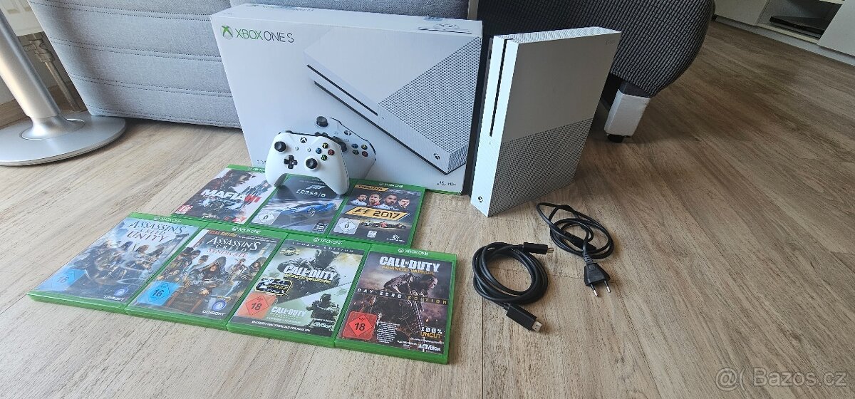 XBOX ONE S 1 TB s mechanikou, jako nový, mnoho her