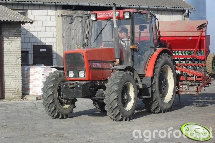 Zetor 9540  do převodovy..........