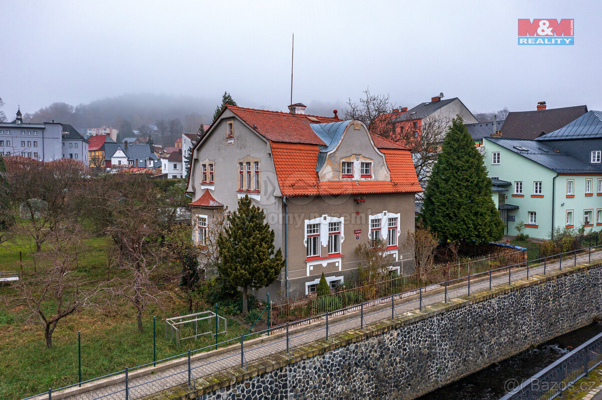 Prodej rodinného domu, 130 m², Česká Kamenice, ul. Komenskéh