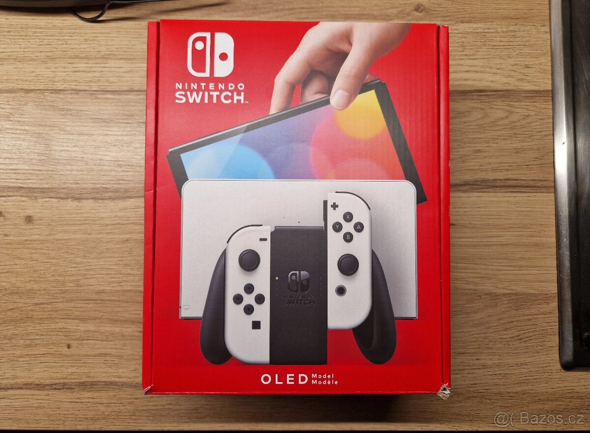 Nintendo Switch OLED málo hrané + ochr. sklo