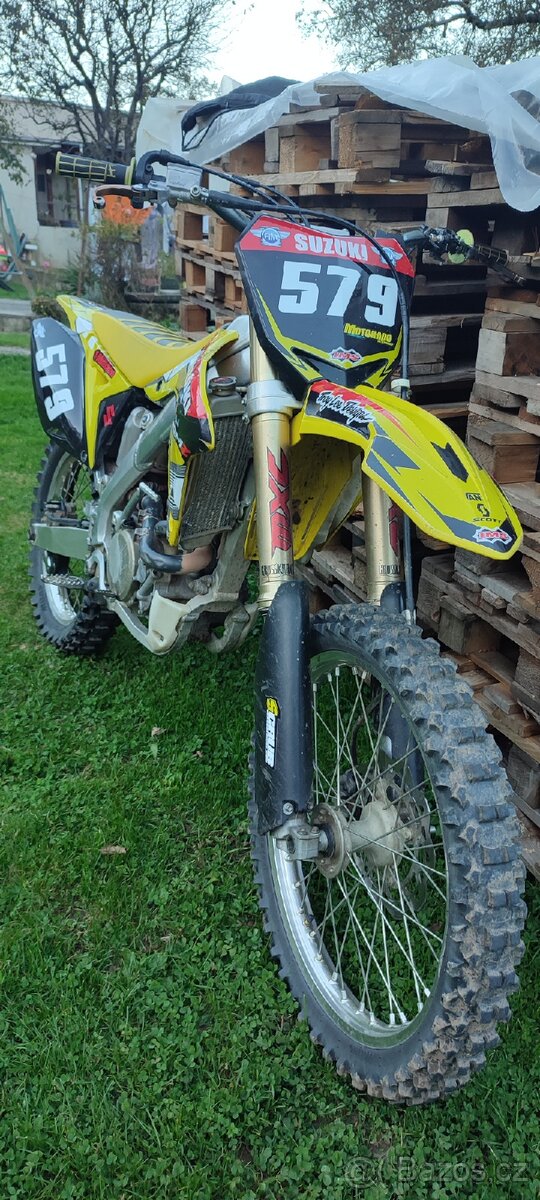 Suzuki rmz 250