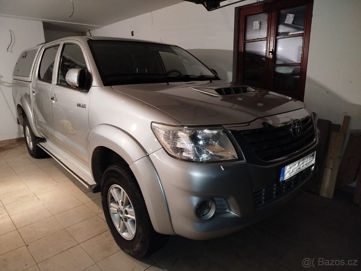 Toyota Hilux 3.0 4x4 automat