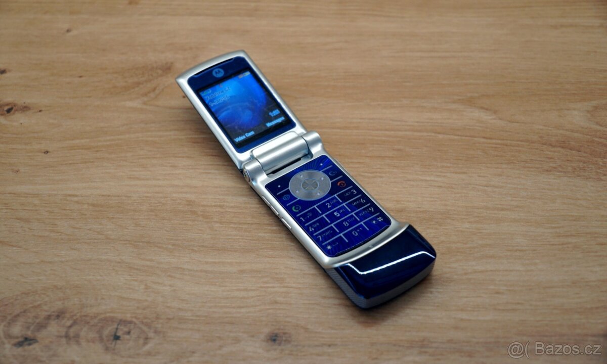 Motorola K1 jako nový