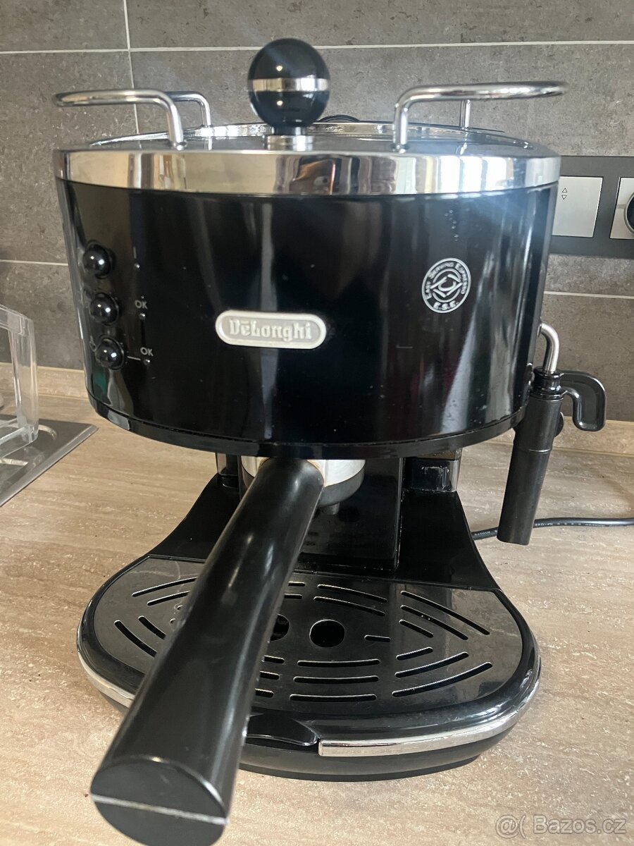 Pákový Kávovar Delonghi Icona 311R