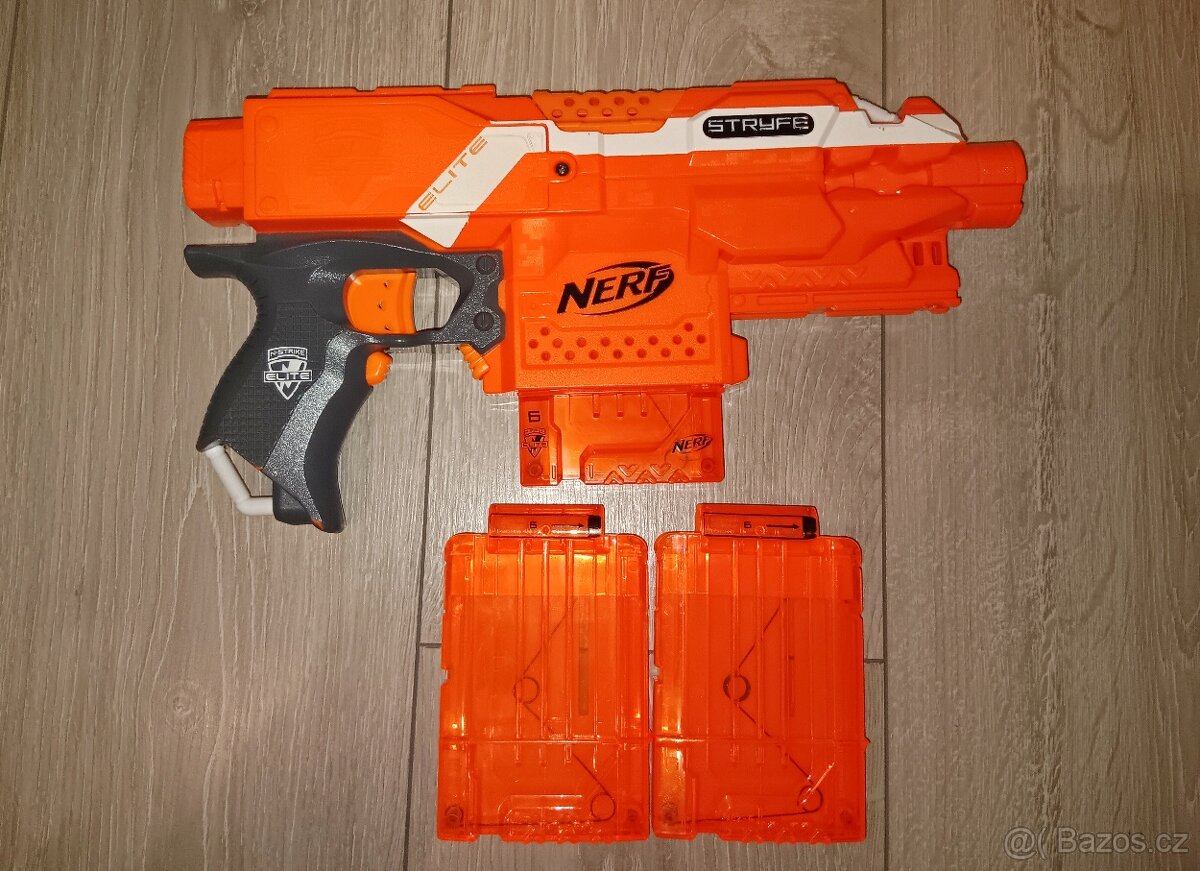 Nerf Stryfe - 3 zásobníky v ceně