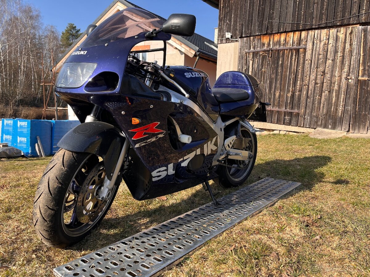 Suzuki gsxr600