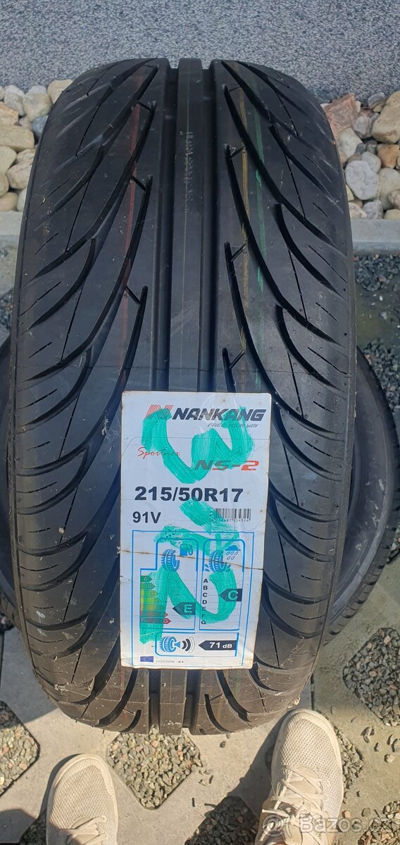 PNEU NNANKANG 215/50 r17