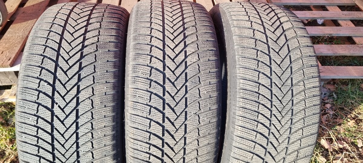 285/45r21 Bridgestone Blizzak LM005 - zimní 3KS