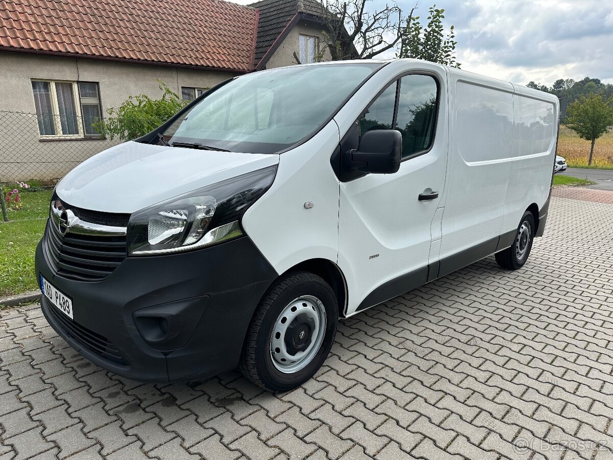 Opel vivaro  LONG. 2016