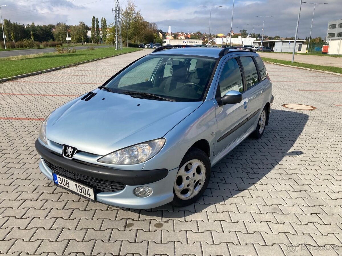 Peugeot 206 sw 1.4 benzín 55kW